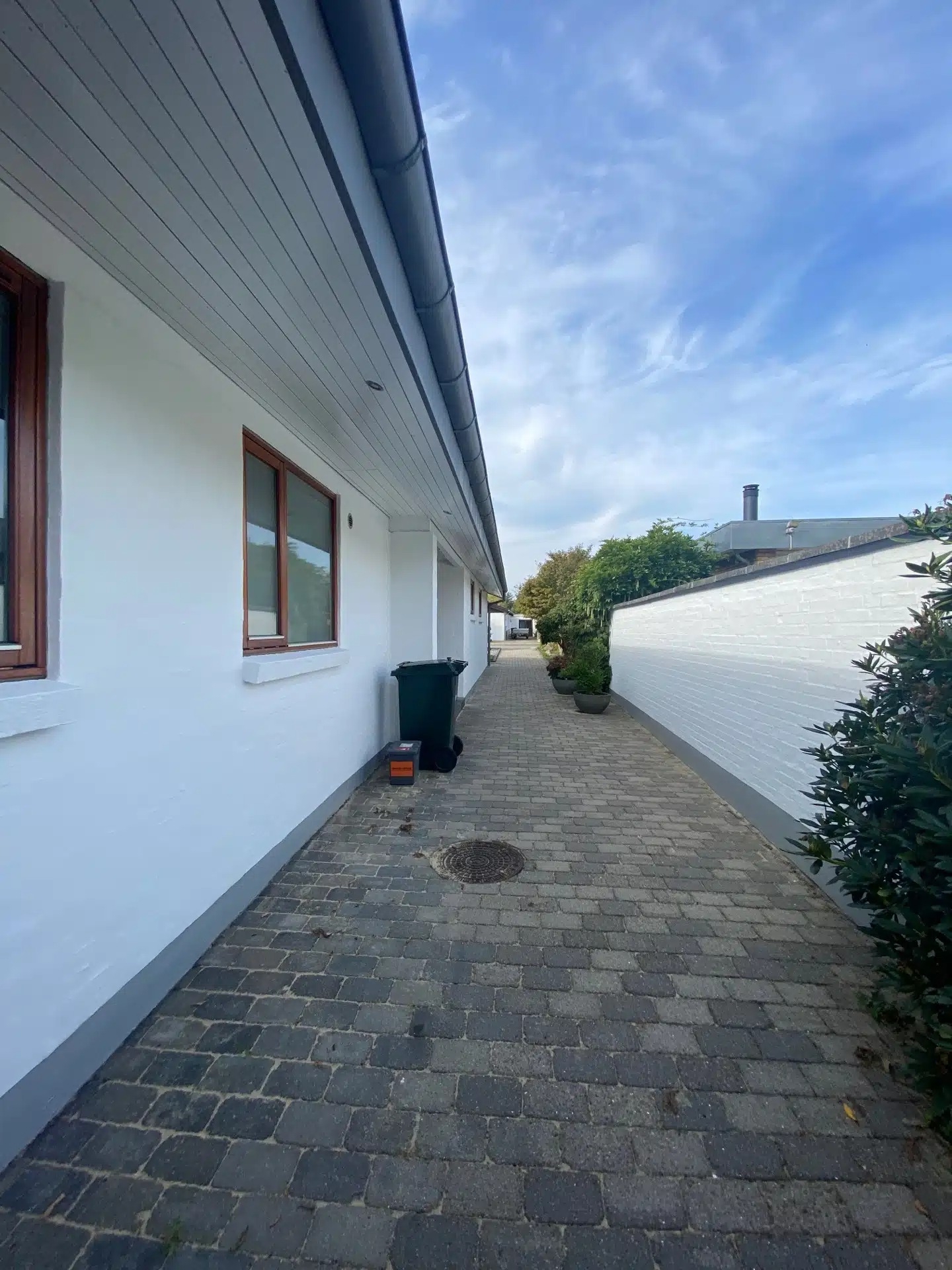 Maling af facade i Fredericia, Kolding, Vejle og Middelfart – professionelt malerfirma med fokus på kvalitet, holdbarhed og flot finish.